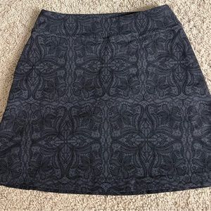 Athleta grey print skirt XS